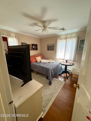 56 Carlisle Road, Toms River, NJ 08757