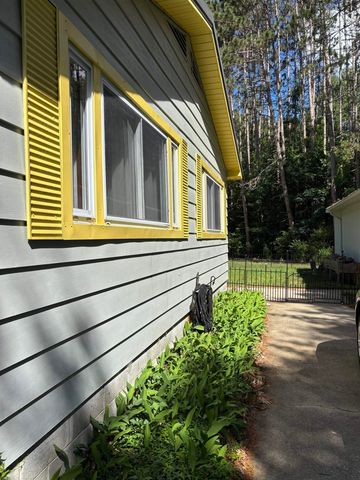 2190 Pine Crescent Drive, Farwell, MI 48622