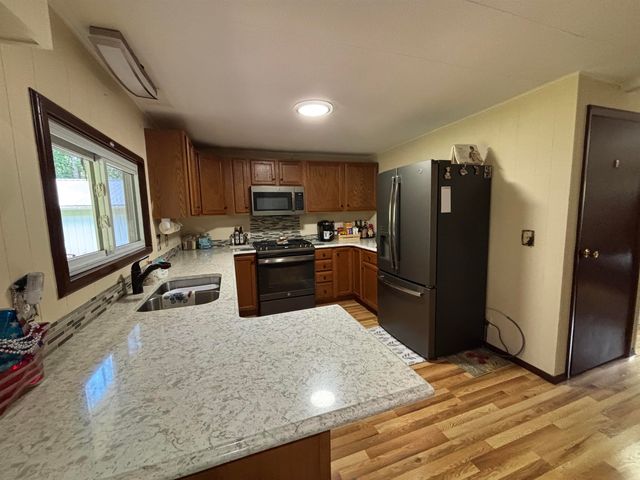 2190 Pine Crescent Drive, Farwell, MI 48622