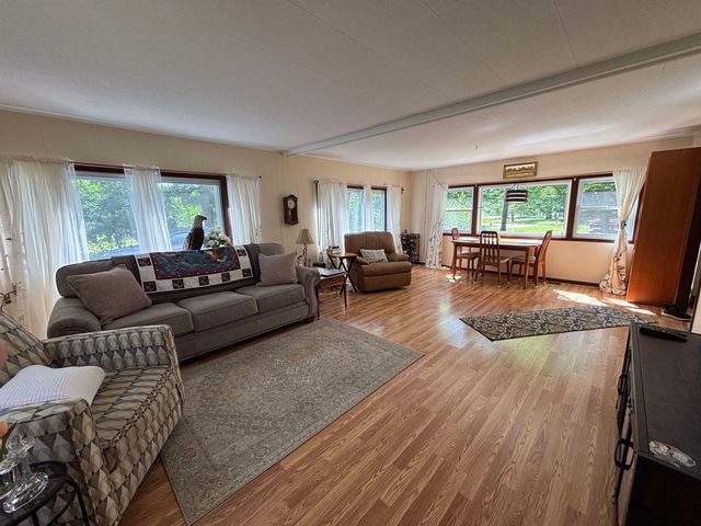 2190 Pine Crescent Drive, Farwell, MI 48622