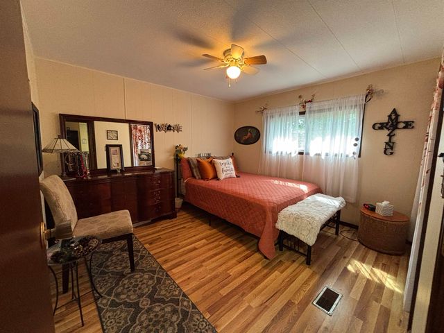 2190 Pine Crescent Drive, Farwell, MI 48622