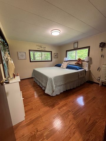 2190 Pine Crescent Drive, Farwell, MI 48622