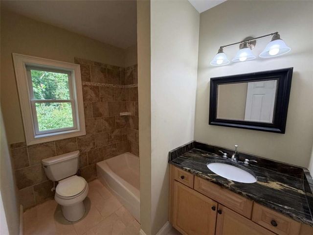 318 Waterford Circle, Cornelia, GA 30531