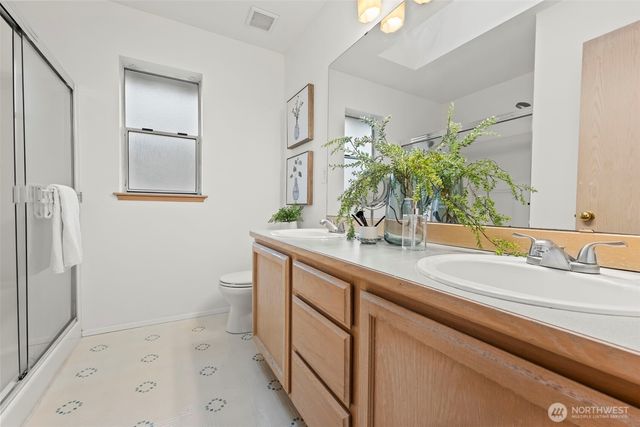 10416 198th Avenue Ct E, Bonney Lake, WA 98391