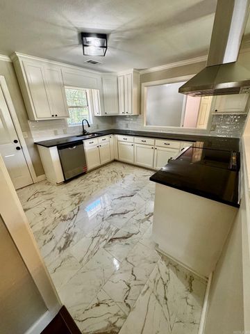 5523 jacksonville conway, Jacksonville, AR 72076