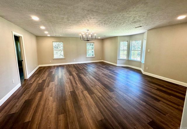 5523 jacksonville conway, Jacksonville, AR 72076