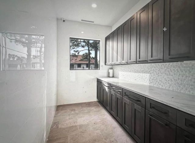 14322 Drafthorse Lane Stalls, Wellington, FL 33414