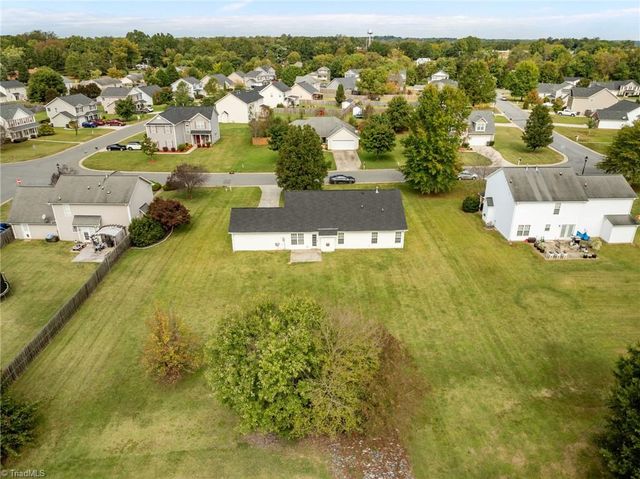 202 Carter Ridge Drive, Reidsville, NC 27320