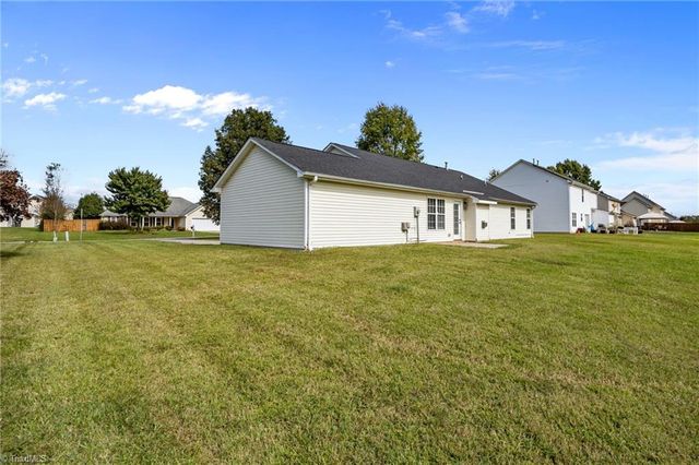 202 Carter Ridge Drive, Reidsville, NC 27320