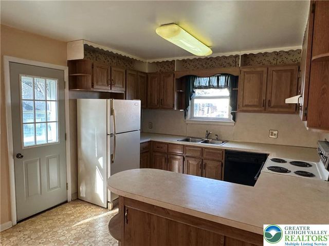 2348 South Church Street, Allentown City, PA 18103