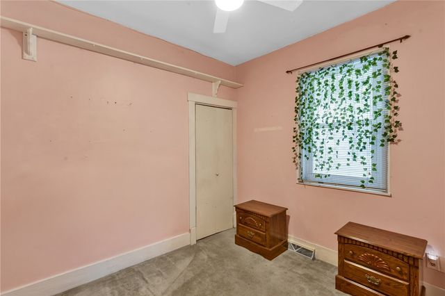 1909 Freeport Rd, Arnold, PA 15068