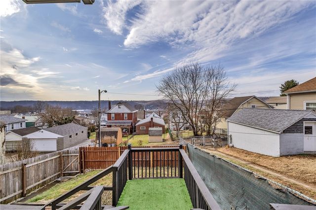 1909 Freeport Rd, Arnold, PA 15068