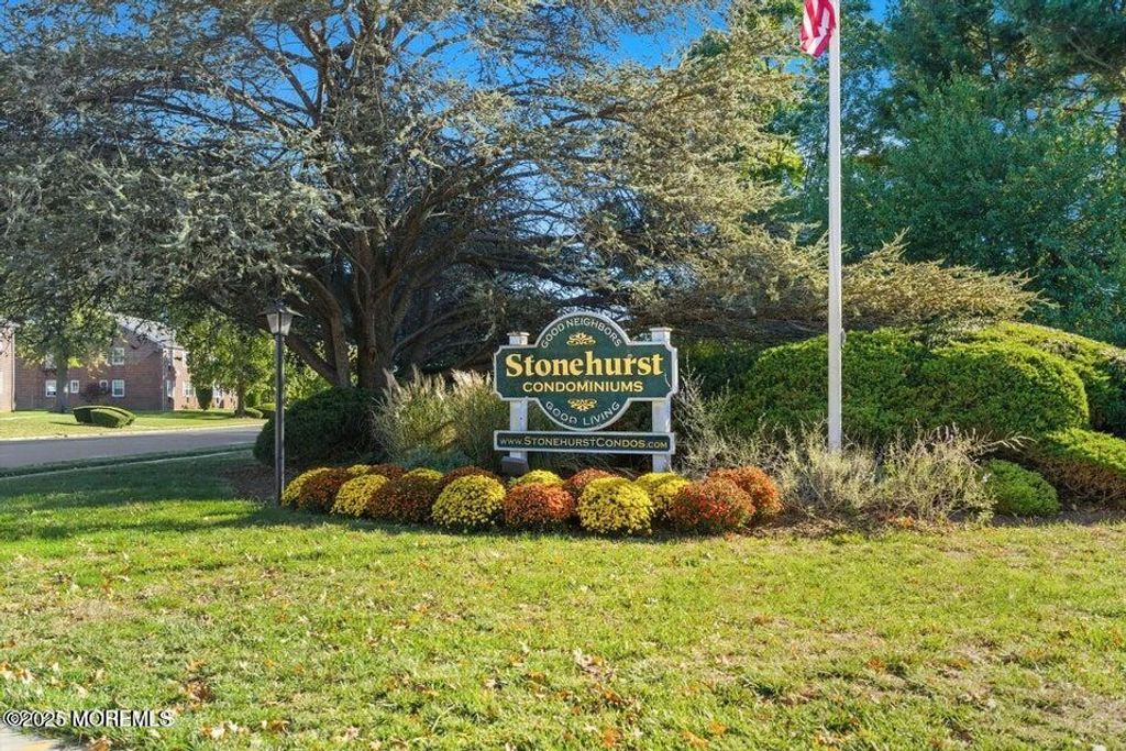 76 Manchester Court B, Freehold, NJ 07728