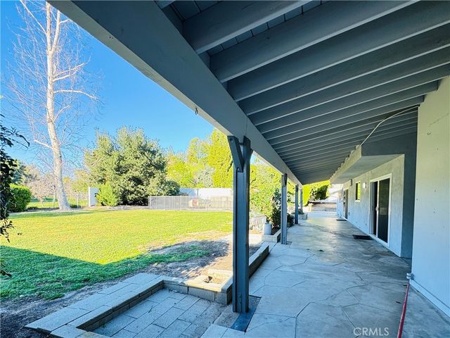 16737 Pineridge, Granada Hills, CA 91344