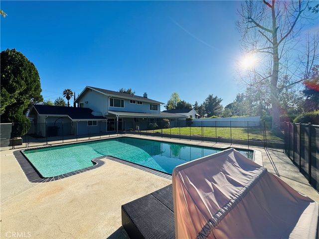 16737 Pineridge, Granada Hills, CA 91344