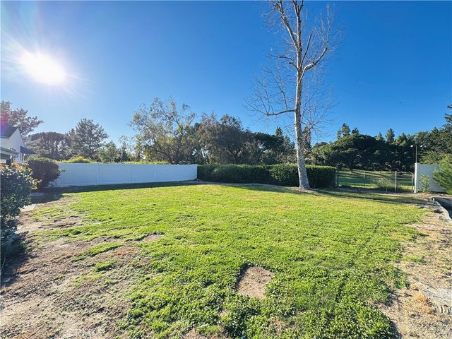 16737 Pineridge, Granada Hills, CA 91344