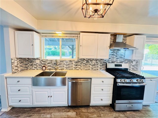 16737 Pineridge, Granada Hills, CA 91344