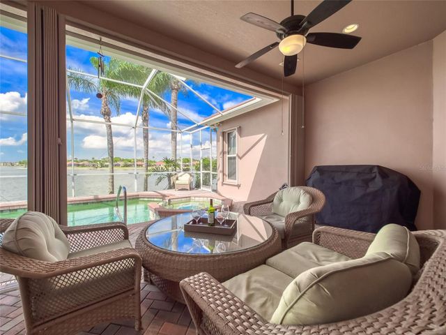 6605 WATERS EDGE WAY, Lakewood Ranch, FL 34202