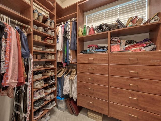 6605 WATERS EDGE WAY, Lakewood Ranch, FL 34202