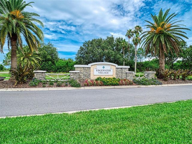 6605 WATERS EDGE WAY, Lakewood Ranch, FL 34202