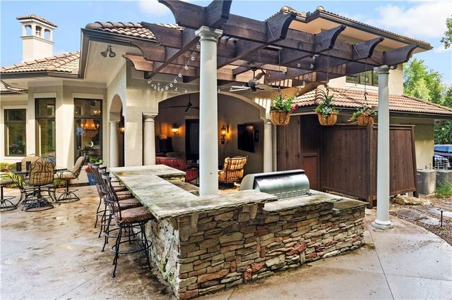 11110 W 146th Terrace, Overland Park, KS 66221