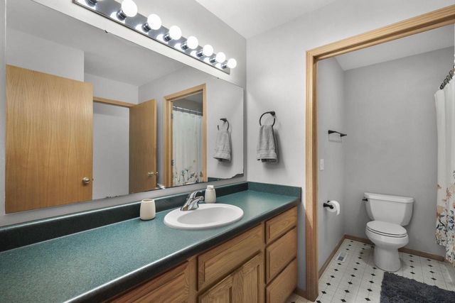 928 Vista Ridge Drive, Mount Horeb, WI 53572