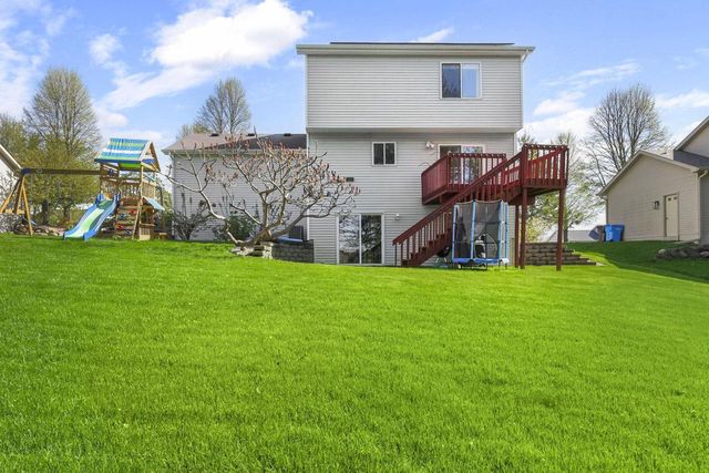 928 Vista Ridge Drive, Mount Horeb, WI 53572