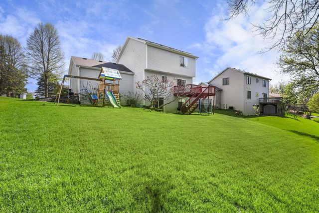 928 Vista Ridge Drive, Mount Horeb, WI 53572