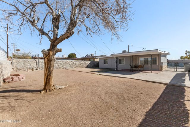 1015 N Clark Drive, El Paso, TX 79905