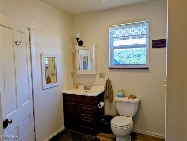 262 N 5th Street, Mcconnelsville, OH 43756