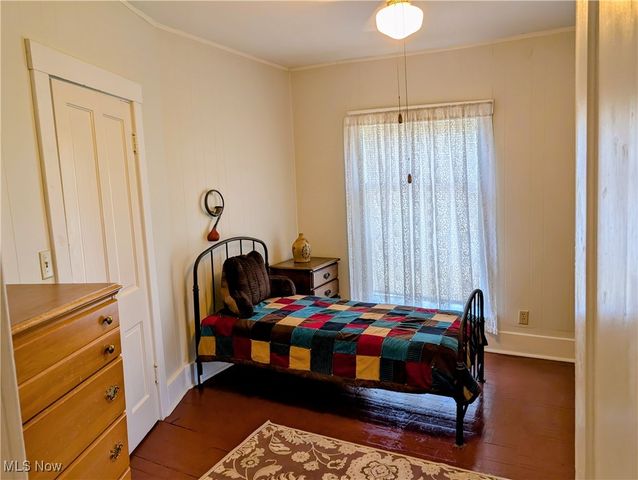 262 N 5th Street, Mcconnelsville, OH 43756