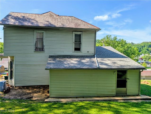 262 N 5th Street, Mcconnelsville, OH 43756