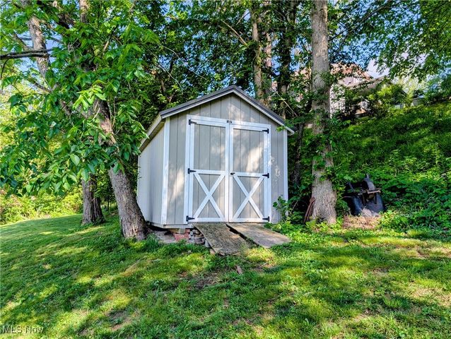 262 N 5th Street, Mcconnelsville, OH 43756