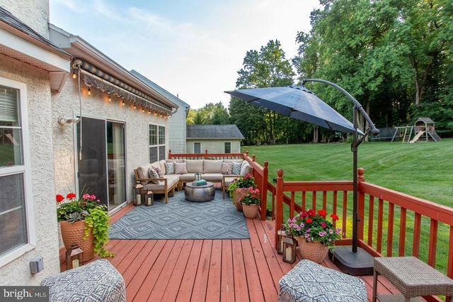 62 STEEPLECHASE DR, Doylestown, PA 18901