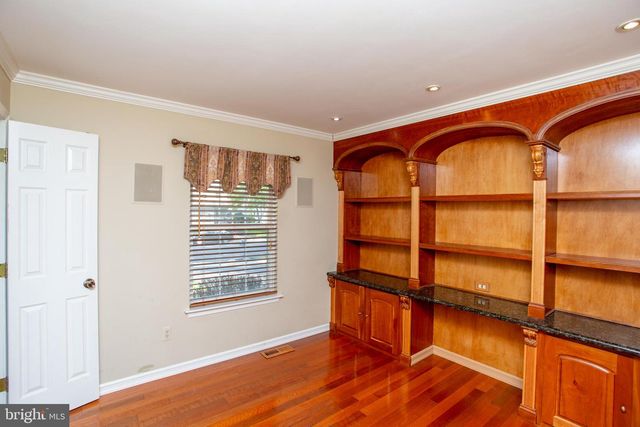 62 STEEPLECHASE DR, Doylestown, PA 18901