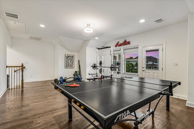 11520 Lake Stone DR 4, Austin, TX 78738
