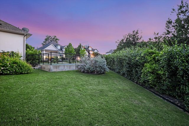 11520 Lake Stone DR 4, Austin, TX 78738