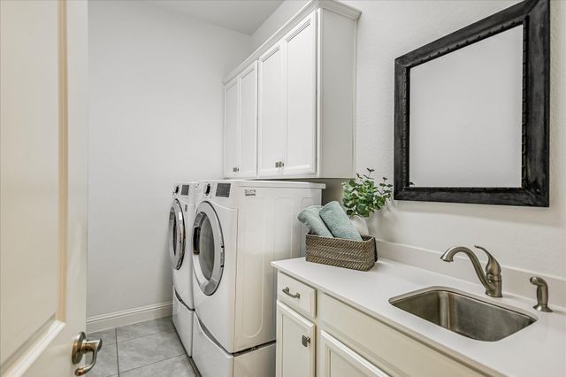 11520 Lake Stone DR 4, Austin, TX 78738