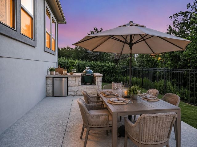 11520 Lake Stone DR 4, Austin, TX 78738