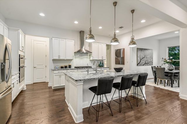 11520 Lake Stone DR 4, Austin, TX 78738
