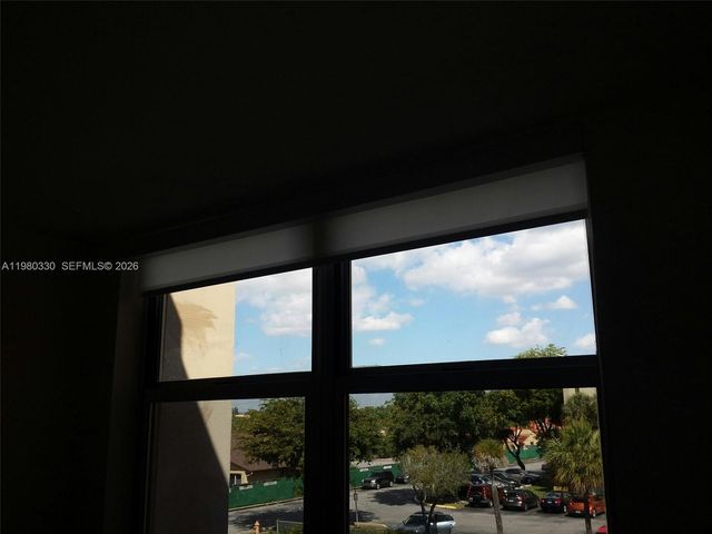 9441 SW 4th St 302, Miami, FL 33174