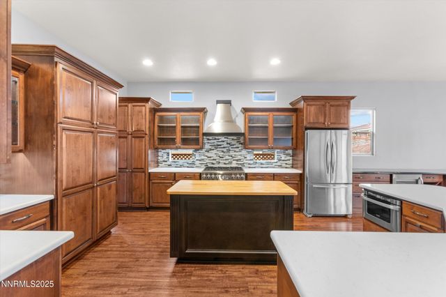 1960 Vicenza Drive, Sparks, NV 89434