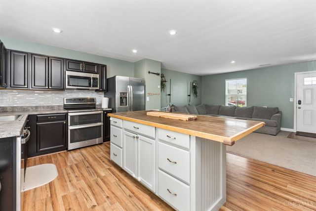168 Wooded Ridge Drive, Batavia Twp, OH 45102