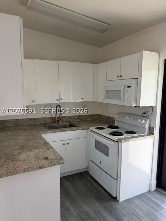 550 NW 131st St 0, North Miami, FL 33168