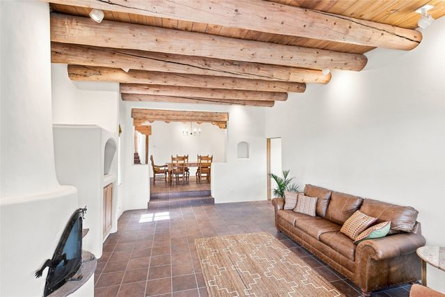 147 Gonzales Road 18, Santa Fe, NM 87501