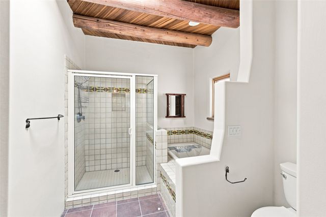 147 Gonzales Road 18, Santa Fe, NM 87501