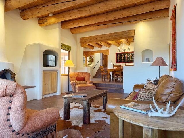 147 Gonzales Road 18, Santa Fe, NM 87501