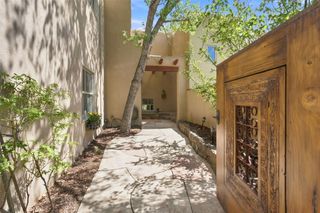 147 Gonzales Road 18, Santa Fe, NM 87501