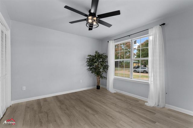 1503 Leslie Street, Bossier City, LA 71111