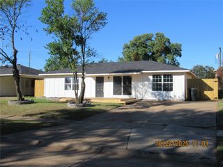 1503 Leslie Street, Bossier City, LA 71111